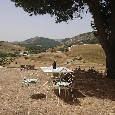Couette-café Helimos Segesta Temple-castellammare *