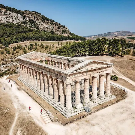 Helimos Segesta Temple-castellammare * Calatafimi-Segesta