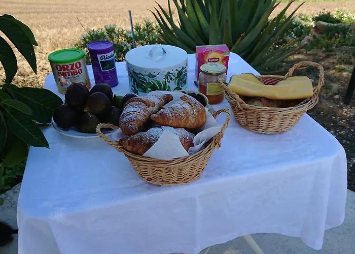 Helimos With Segesta Temple View Near Castellammare Del Golfo ベッド・アンド・ブレックファスト カラタフィーミ
